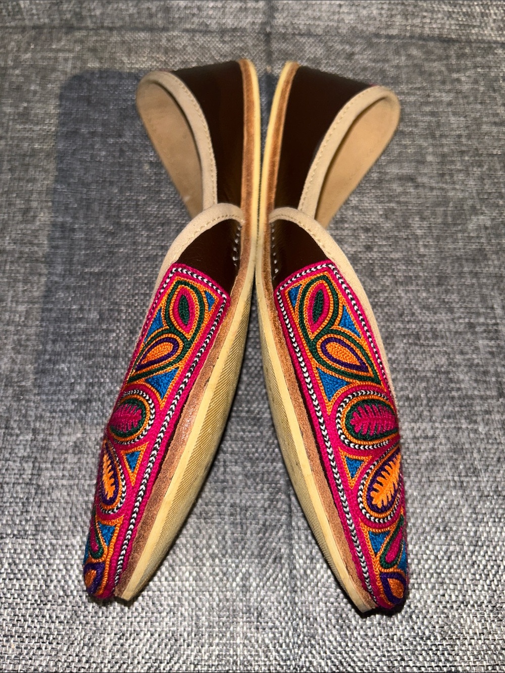 Embroidered Multicolor Women’s Slip-On Flats - Picture 5 of 7